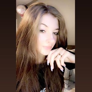 Meet your Posher, Lexi